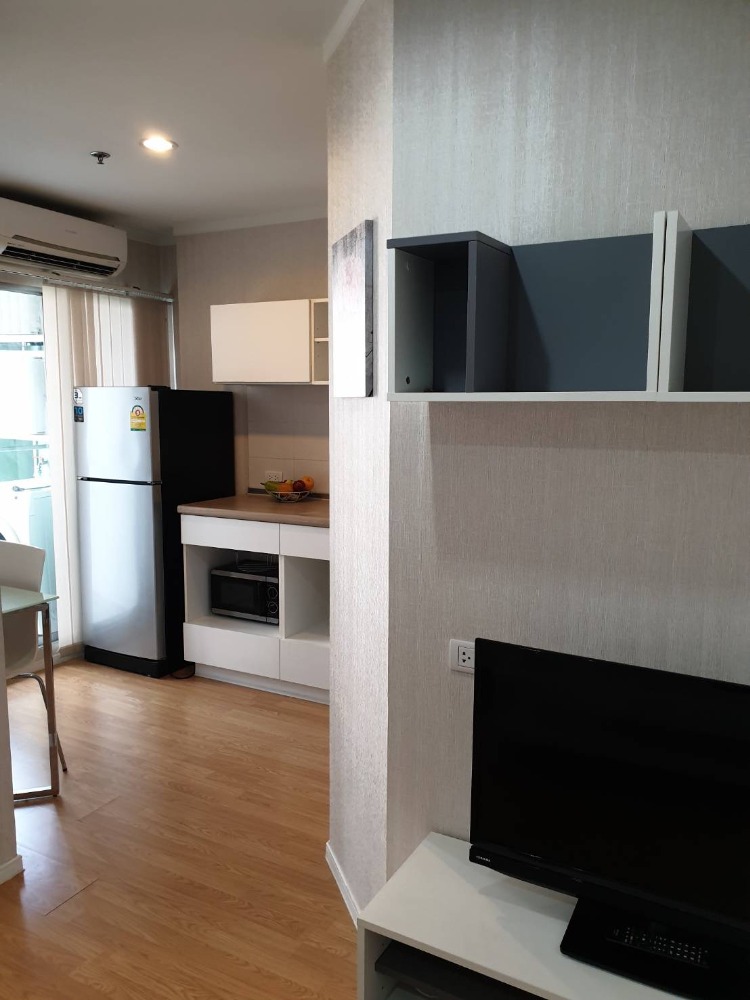 For RentCondoPattanakan, Srinakarin : For rent, near Airport Link Hua Mak, Lumpini Place Srinakarin - Huamak Station, 4th floor, price 10,000 baht, urgent reservation