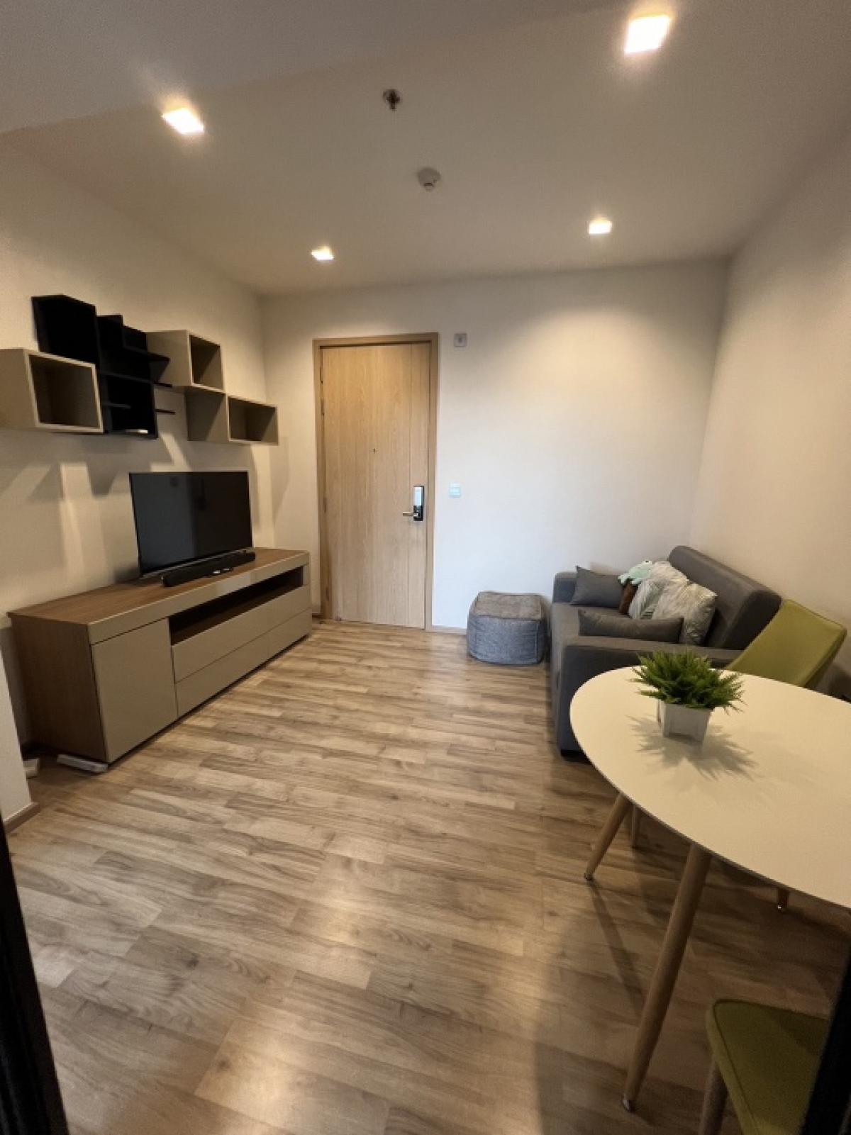 ให้เช่าคอนโดสะพานควาย จตุจักร : 🚩Salila - 🏢Condo for rent “The Line Jatujak” - คอนโดเดอะไลน์ จตุจักร 🚩ใกล้ BTS หมอชิต MRT จตุจักร วิวสวนจากห้องนอน