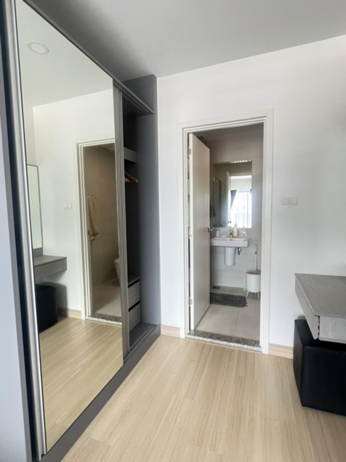 ให้เช่าคอนโดสมุทรปราการ สำโรง : 🔹🔷‼️FOR Rent ‼️🔷🔹Condo Supalai Veranda Sukumvit 117 ให้เช่าคอนโด ศุภาลัย เวอเรนด้า สุขุมวิท 117 #BTSphuchao #ศุภาลัยเวอเรนด้าสุขุมวิท117 #supalaiverandasukhumvit117  #ปู่เจ้า#sukhumvit #Samrong #บีทีเอสปู่เจ้า #toyotasamrong 🚫 Minimum 1 year contract 🚫 No