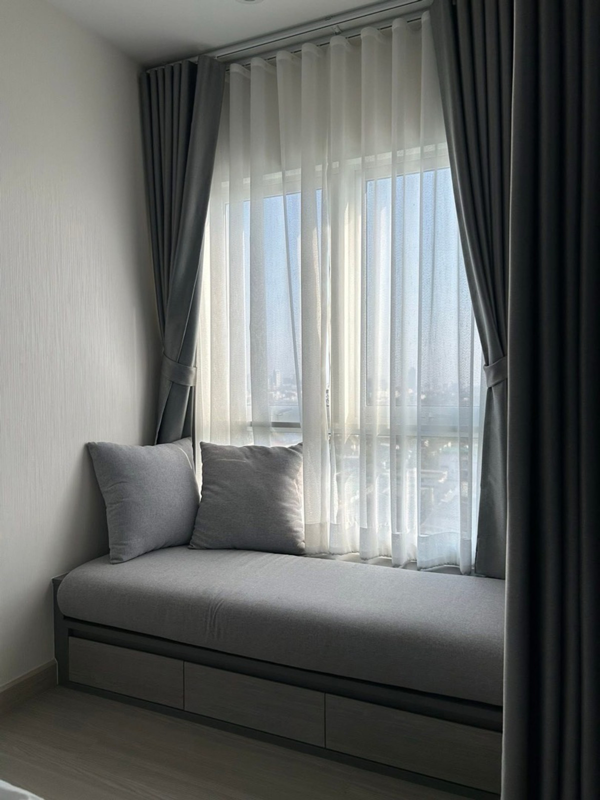 ให้เช่าคอนโดปิ่นเกล้า จรัญสนิทวงศ์ : เช่าคอนโด 🏙️ Supalai Park Yaek Fai Chai 🏙️MRTแยกไฟฉาย 🚝🗝️ เฟอร์ครบ Line ID : @ladysai