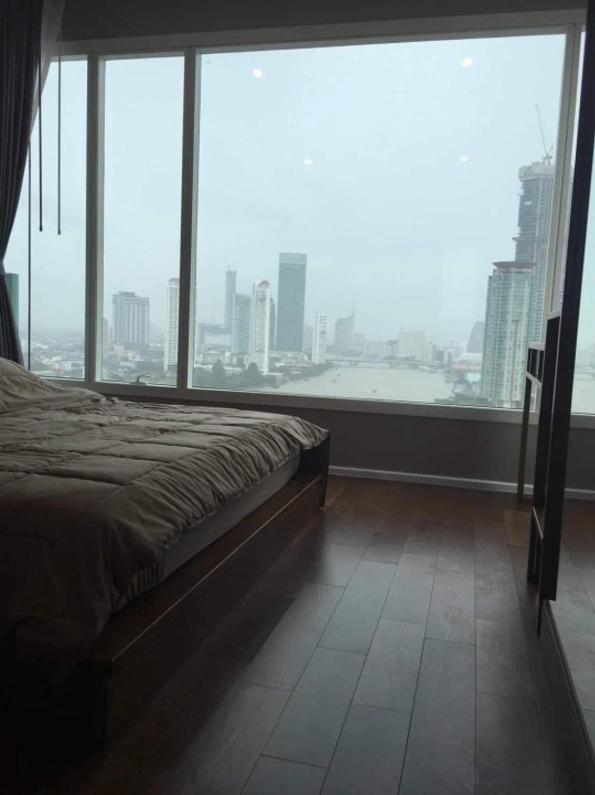 ให้เช่าคอนโดสาทร นราธิวาส : Menam Residences 2bedroom 63sq.m. very nice view fully furnished 38,000 baht