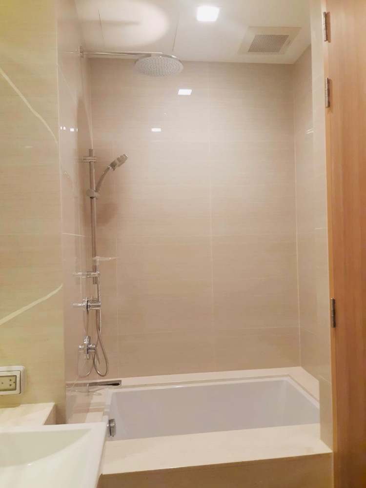 For SaleCondoSukhumvit, Asoke, Thonglor : 🔥🔥FOR SALE: For Sale N Baymax 33, 2 Baymax, 60Hz, 16.5Hz Contact Khun Nat 𝟎𝟗𝟓𝟗𝟒𝟏𝟓𝟗𝟗𝟗