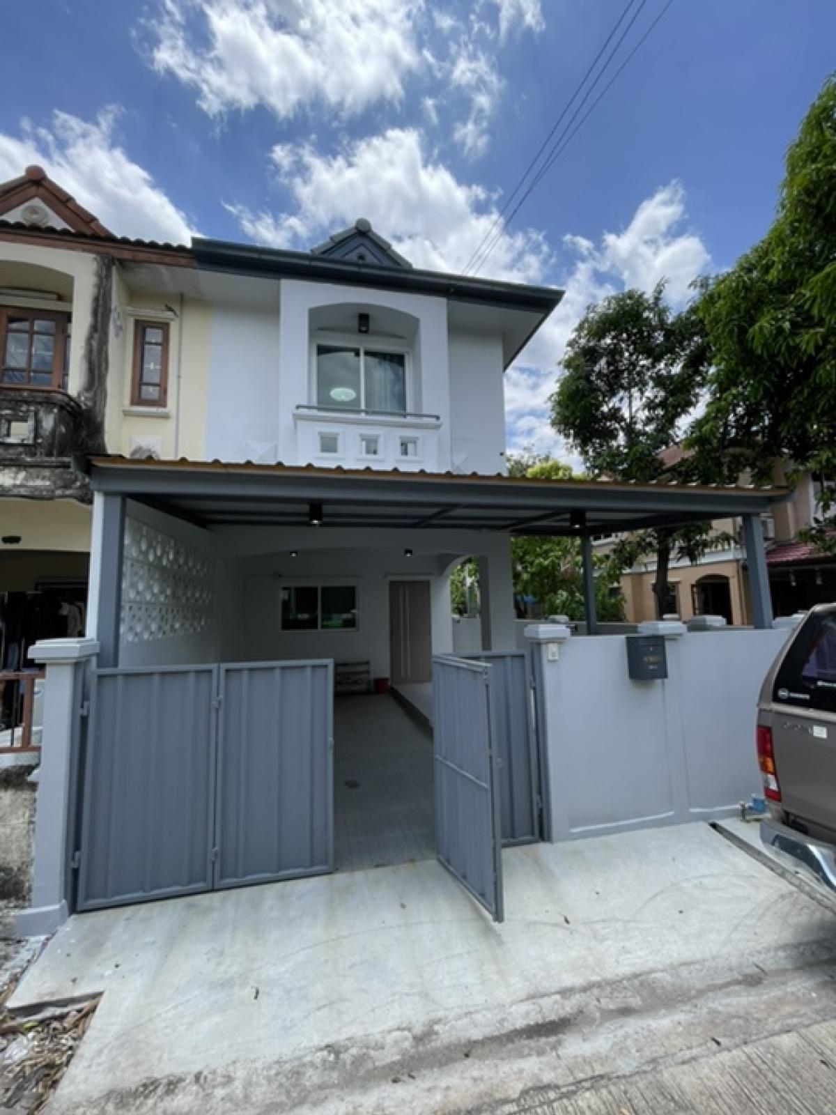 ขายทาวน์โฮมนวมินทร์ รามอินทรา : 🏘️ ทาวน์โฮม 🏘️ Renovate ใหม่ 💯ม. เค.ซี. รามอินทรา1 2นอน 2น้ำ 1จอด 22 ตร.วา