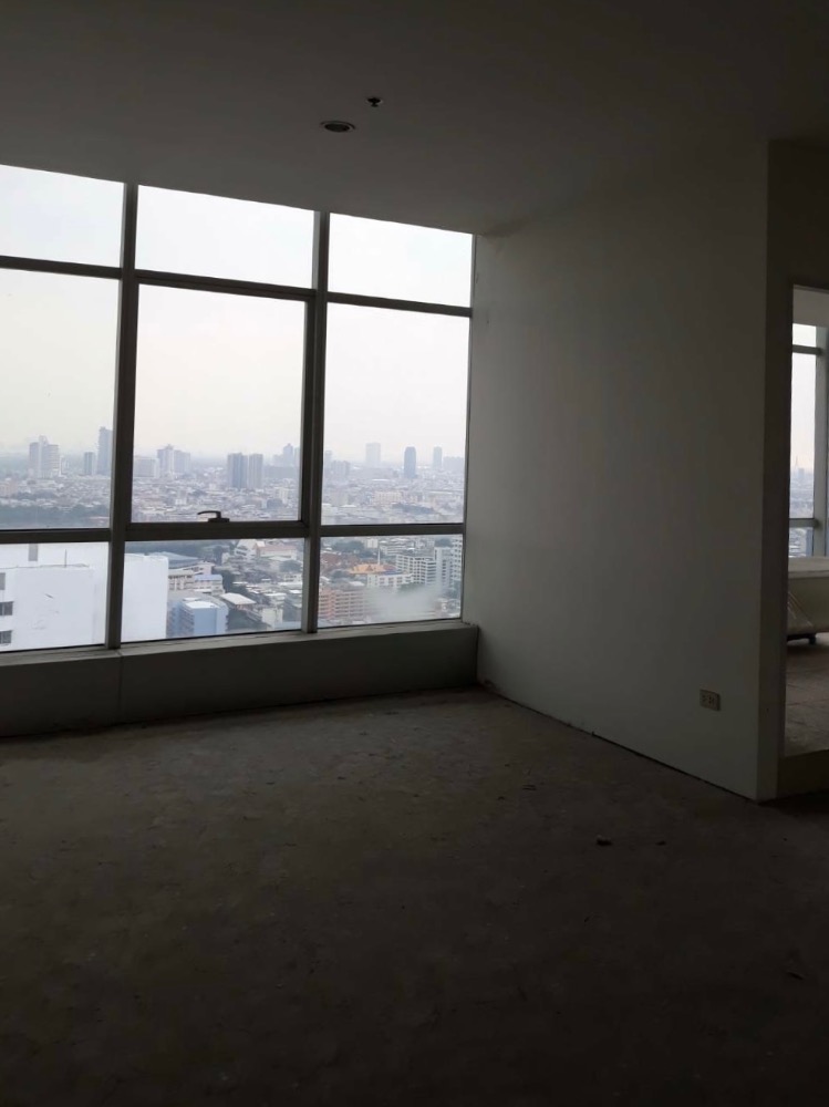 ขายคอนโดวงเวียนใหญ่ เจริญนคร : 🔥🔥𝐅𝐎𝐑 𝐒𝐀𝐋𝐄 : 𝐏𝐞𝐧𝐭𝐡𝐨𝐮𝐬𝐞 𝐁𝐚𝐚𝐧 𝐒𝐚𝐭𝐡𝐨𝐫𝐧 𝐂𝐡𝐚𝐨𝐩𝐡𝐫𝐚𝐲𝐚, 𝟒 𝐁𝐞𝐝, 𝟐𝟑𝟓 𝐬𝐪𝐦., 𝐏𝐫𝐢𝐜𝐞 𝟐𝟑.𝟑𝟓𝐦𝐛  ติดต่อคุณณัฐ 𝟎𝟗𝟓𝟗𝟒𝟏𝟓𝟗𝟗𝟗