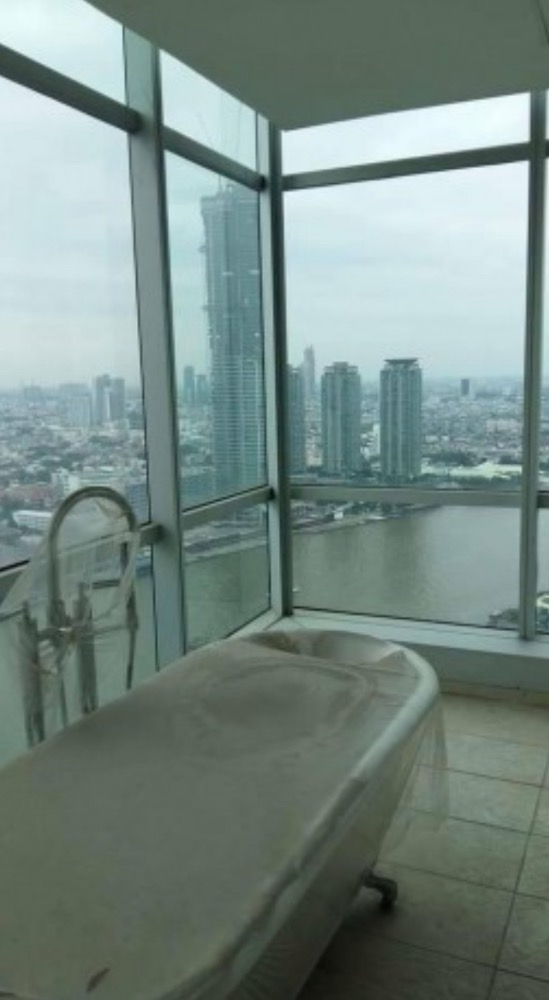 ขายคอนโดวงเวียนใหญ่ เจริญนคร : 🔥🔥𝐅𝐎𝐑 𝐒𝐀𝐋𝐄 : 𝐏𝐞𝐧𝐭𝐡𝐨𝐮𝐬𝐞 𝐁𝐚𝐚𝐧 𝐒𝐚𝐭𝐡𝐨𝐫𝐧 𝐂𝐡𝐚𝐨𝐩𝐡𝐫𝐚𝐲𝐚, 𝟒 𝐁𝐞𝐝, 𝟐𝟑𝟓 𝐬𝐪𝐦., 𝐏𝐫𝐢𝐜𝐞 𝟐𝟑.𝟑𝟓𝐦𝐛  ติดต่อคุณณัฐ 𝟎𝟗𝟓𝟗𝟒𝟏𝟓𝟗𝟗𝟗