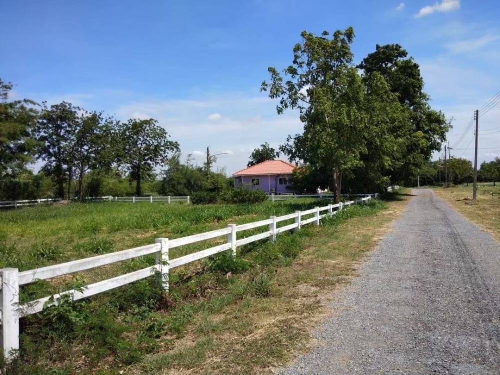 For SaleLandSaraburi : Beautiful land plot for sale, mountain view, 300 sq.w., Honey Hut Resort project, Wang Muang, Saraburi, width 40 meters, depth 30 meters, suitable for residence, near Pasak Dam