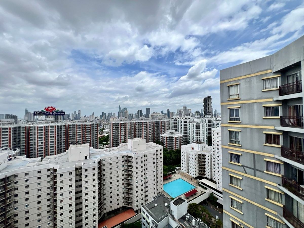 For SaleCondoSathorn, Narathiwat : ( UL2409073 ) Tel/Line 096-2479369, FOR SELL !!! BELLE PARK RESIDENCE, 2 bedrooms, 2 bathrooms, Size 80.73 Sq.M., Never rented, good price !!!✨