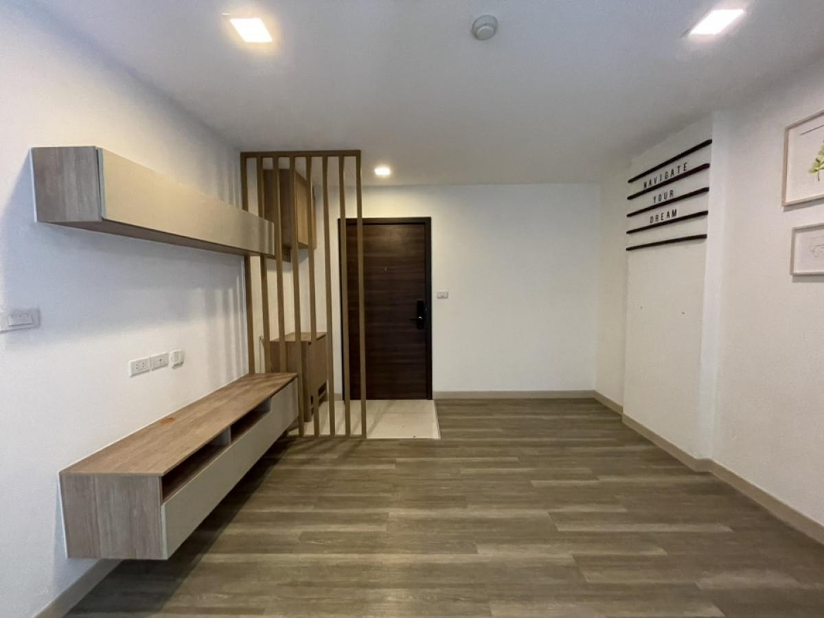 For SaleCondoOnnut, Udomsuk : Condo for sale in Sukhumvit 64, next to the BTS Expressway, the owner sells himself.