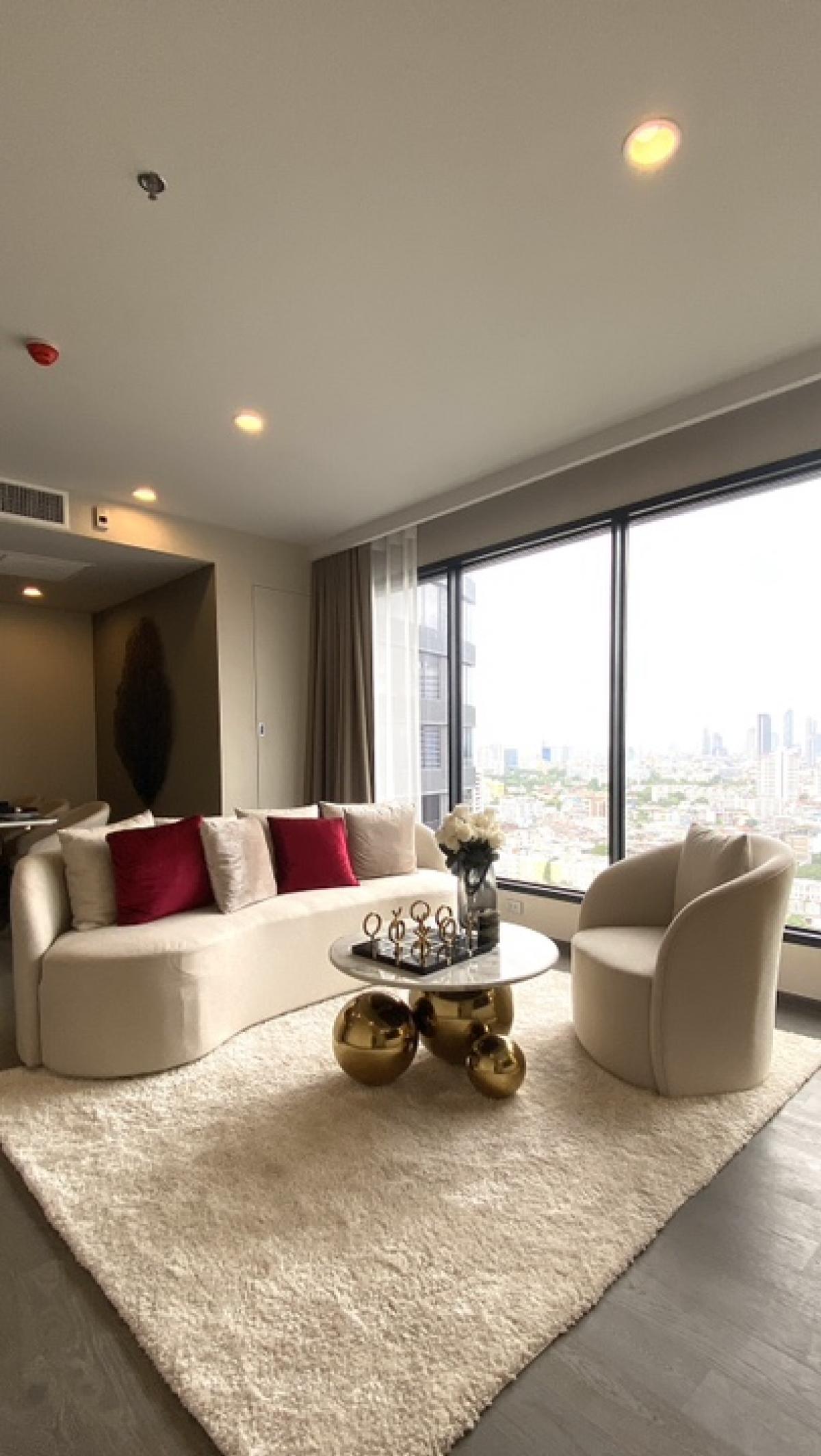 ขายคอนโดคลองเตย กล้วยน้ำไท : 🌳𝗖𝗢𝗖𝗢 𝗣𝗔𝗥𝗖 3bed 101.68sq.m. 28MB