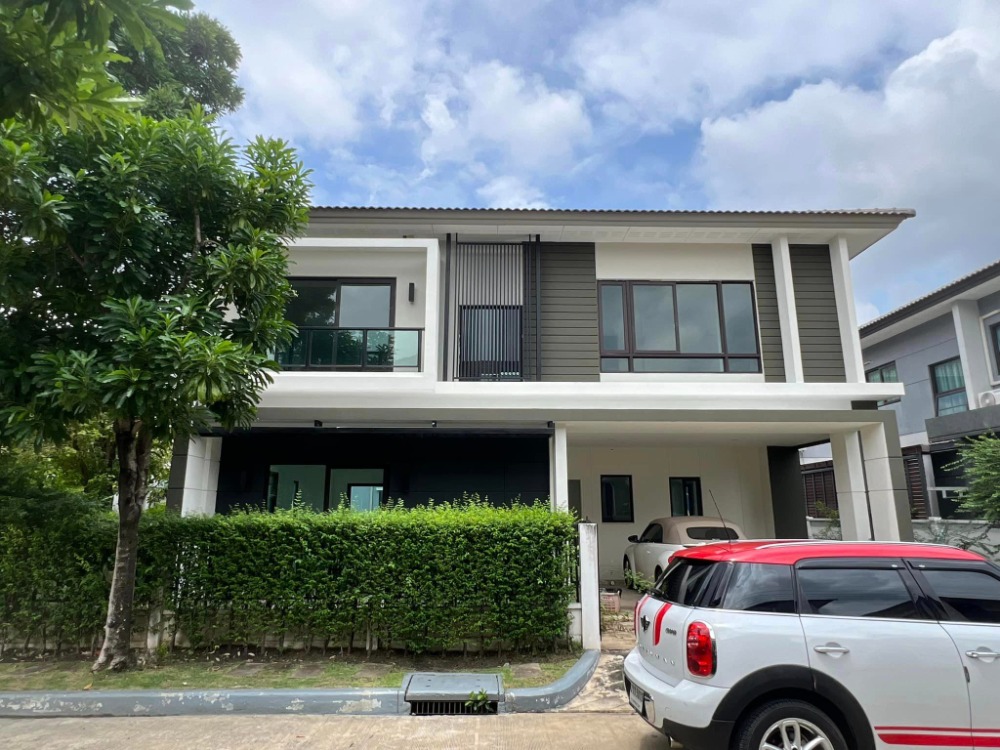 For SaleHouseNawamin, Ramindra : For sale: corner detached house, The Centro Ramintra-Chatuchot