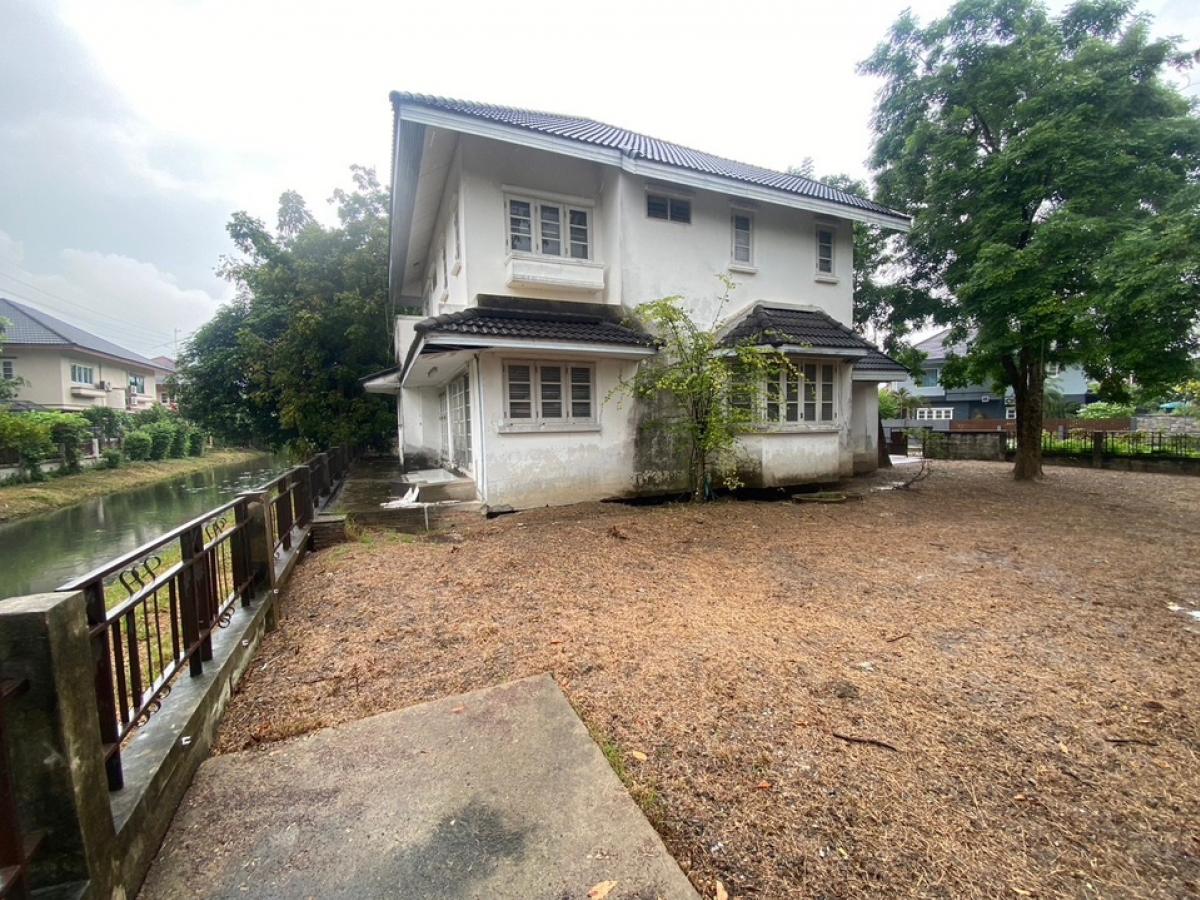 ขายบ้านมีนบุรี-ร่มเกล้า : ขายบ้าน ด้านหลังติดน้ำ หมู่บ้านฟลอร่าวิลล์พาร์คซิตี้ สุวินทวงศ์ 38บรรยากาศดี เงียบสงบ (บ้านหัวมุม)พื้นที่  146 ตรว.3ห้องนอน 2ห้องน้ำ 1ห้องอเนกประสงค์1ห้องโถง 1ห้องนั่งเล่น 1ห้องครัว   ราคา  4,500,000.โทร 093-028-1245id line:properagency