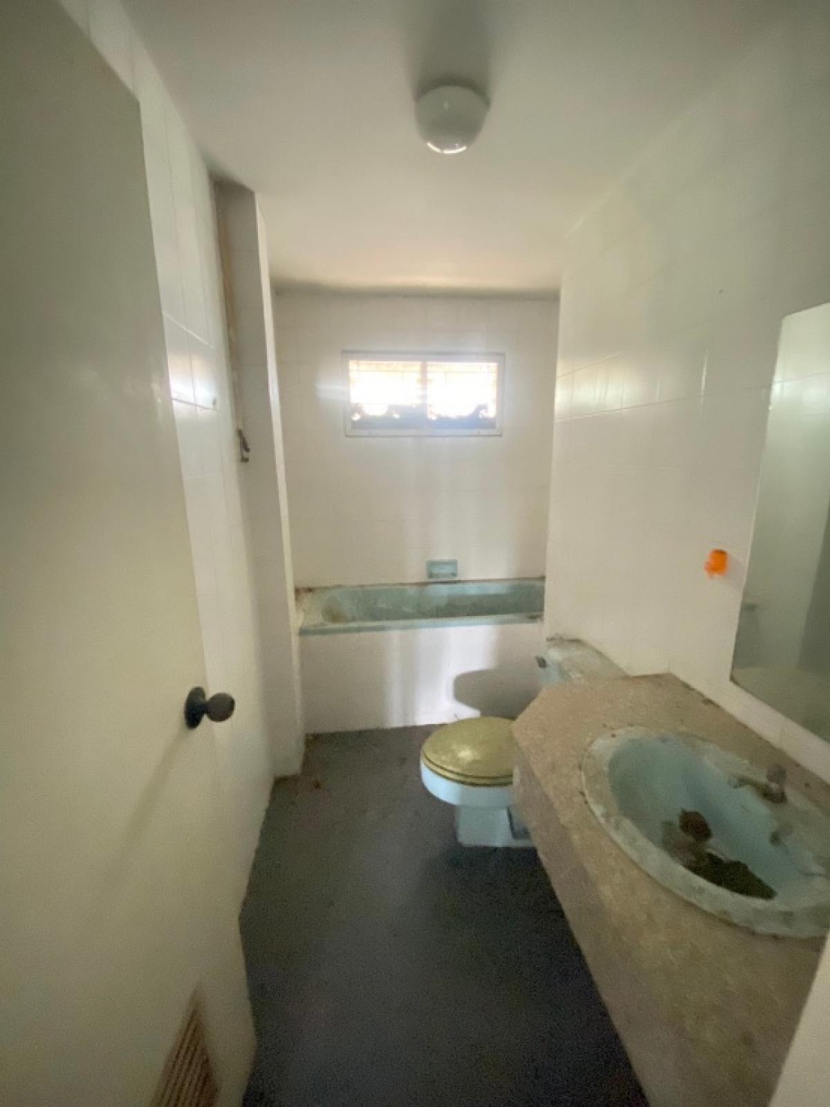 ขายบ้านมีนบุรี-ร่มเกล้า : ขายบ้าน ด้านหลังติดน้ำ หมู่บ้านฟลอร่าวิลล์พาร์คซิตี้ สุวินทวงศ์ 38บรรยากาศดี เงียบสงบ (บ้านหัวมุม)พื้นที่  146 ตรว.3ห้องนอน 2ห้องน้ำ 1ห้องอเนกประสงค์1ห้องโถง 1ห้องนั่งเล่น 1ห้องครัว   ราคา  4,500,000.โทร 093-028-1245id line:properagency