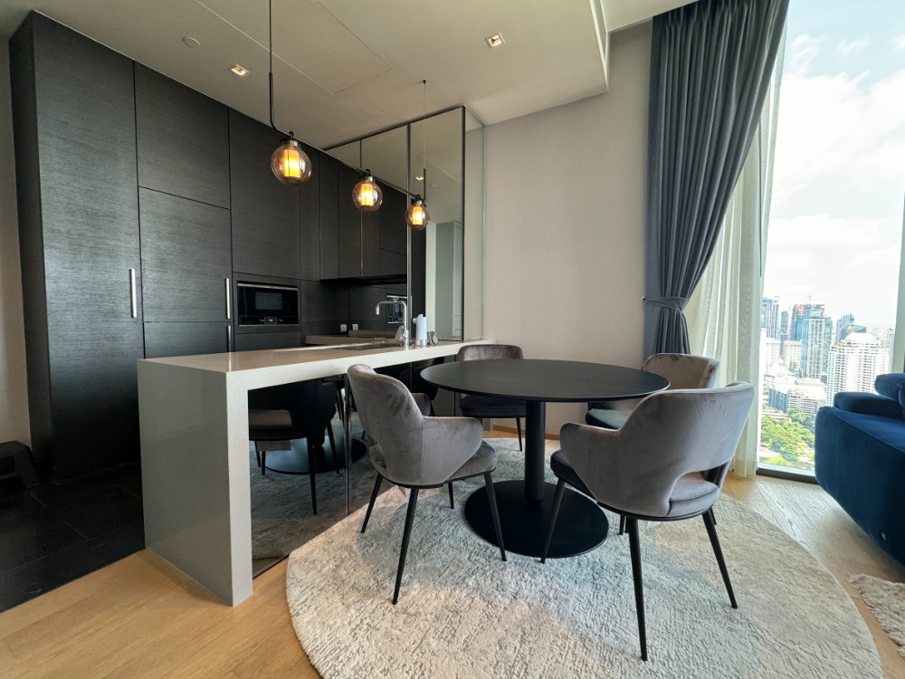 For RentCondoWitthayu, Chidlom, Langsuan, Ploenchit : For rent, 2 bedrooms, high floor, fully furnished, ready to move in