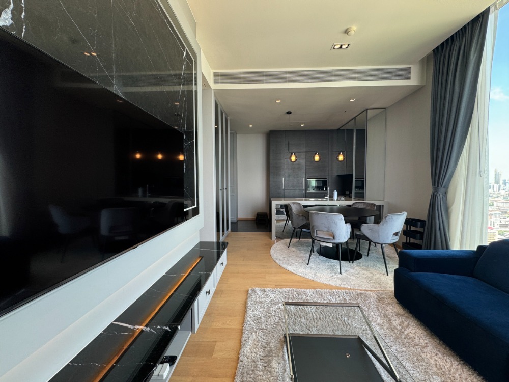 For RentCondoWitthayu, Chidlom, Langsuan, Ploenchit : For rent, 2 bedrooms, high floor, fully furnished, ready to move in