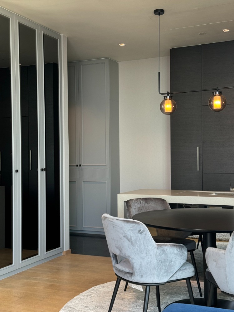 For RentCondoWitthayu, Chidlom, Langsuan, Ploenchit : For rent, 2 bedrooms, high floor, fully furnished, ready to move in