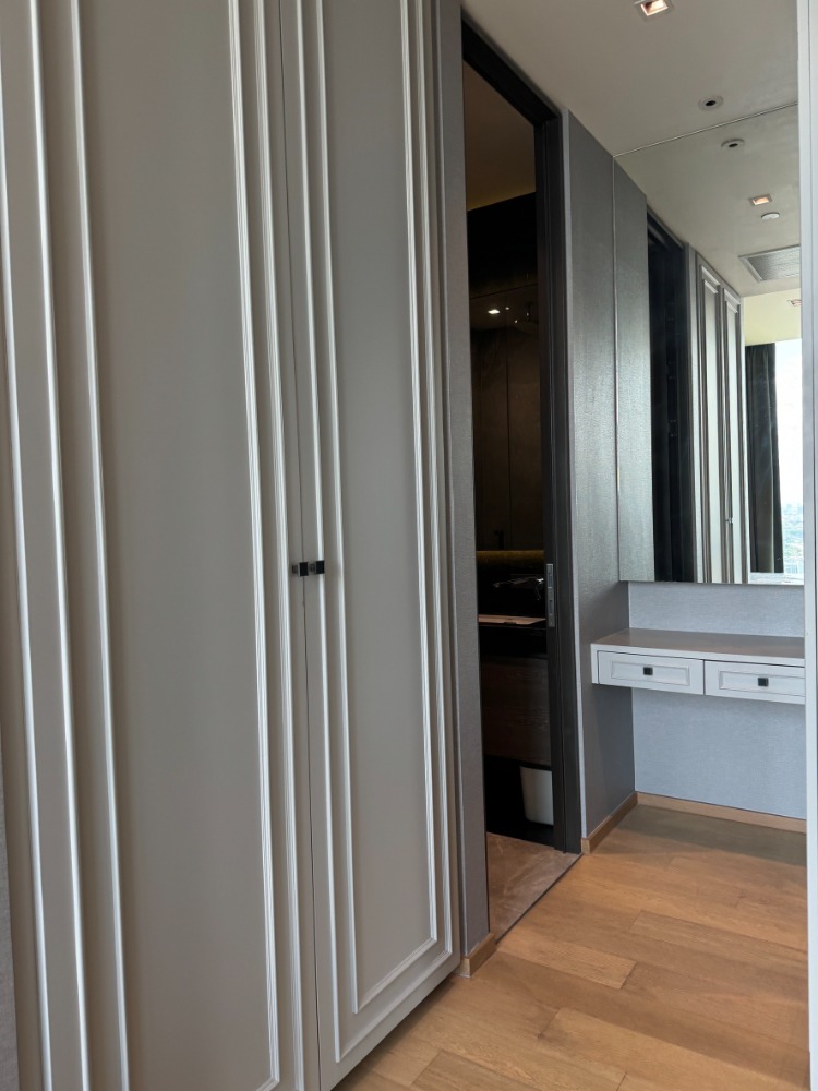 For RentCondoWitthayu, Chidlom, Langsuan, Ploenchit : For rent, 2 bedrooms, high floor, fully furnished, ready to move in