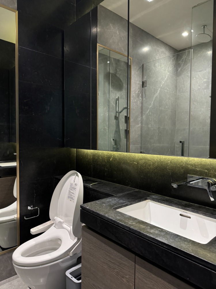 For RentCondoWitthayu, Chidlom, Langsuan, Ploenchit : For rent, 2 bedrooms, high floor, fully furnished, ready to move in