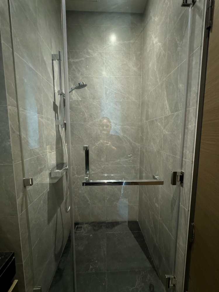 For RentCondoWitthayu, Chidlom, Langsuan, Ploenchit : For rent, 2 bedrooms, high floor, fully furnished, ready to move in