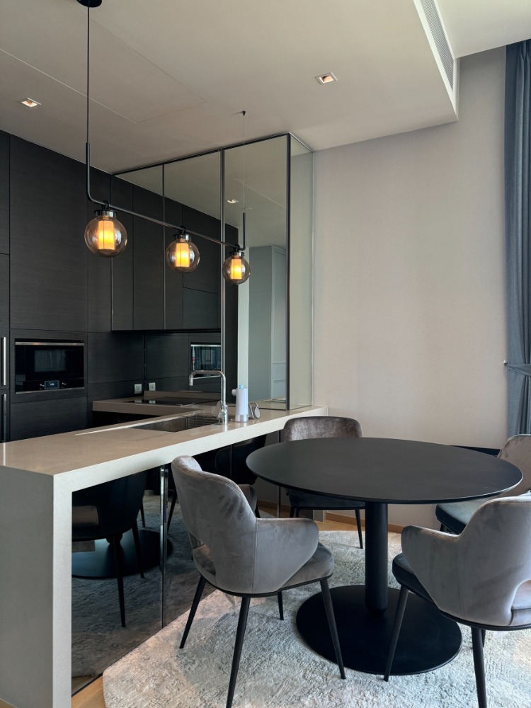 For RentCondoWitthayu, Chidlom, Langsuan, Ploenchit : For rent, 2 bedrooms, high floor, fully furnished, ready to move in