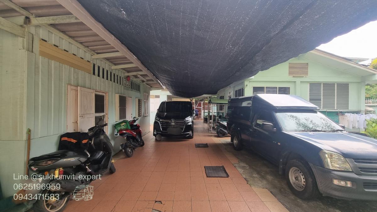 ให้เช่าบ้านสุขุมวิท อโศก ทองหล่อ : ให้เช่าบ้านเดี่ยวพร้อมพงษ์ ที่ดินใหญ่ 204 ตารางวา มีต้นไม้มีสวน เหมาะทำสปาออนเซ็น คลินิกความงาม มีบ้าน 3 หลัง เป็นบ้านเดี่ยว 2 ชั้น 1 หลังและบ้านเดี่ยว 1 ชั้น 2 หลัง