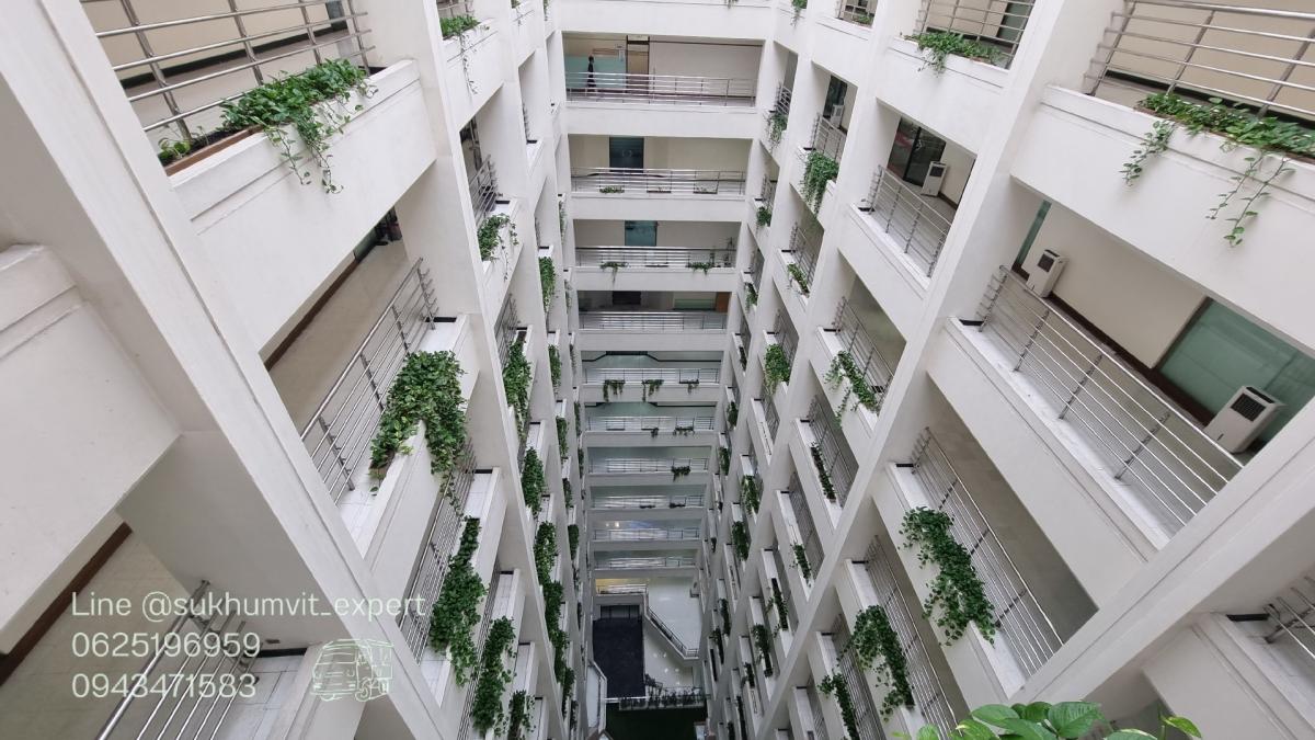 ให้เช่าสำนักงานสุขุมวิท อโศก ทองหล่อ : ให้เช่า ออฟฟิศ อโศก พื้นที่ 192 ตร.ม. มีห้องน้ำในตัว 2 ห้อง วิวดี