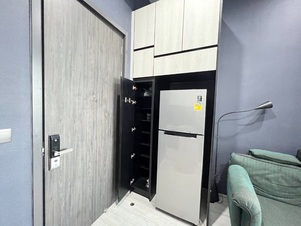 For RentCondoOnnut, Udomsuk : For rent 📍The Line Sukhumvit 101 📌Beautiful room, high ceiling, complete furniture and electrical appliances 🚆Near BTS Punnawithi 350 meters.