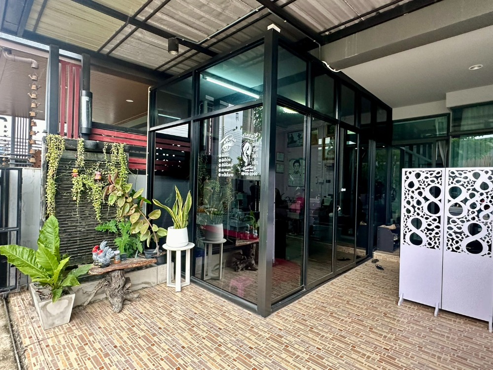 For SaleTownhomePattanakan, Srinakarin : Townhouse for sale, price lower than market price, free transfer, very beautiful, new location, Krungthep Kreetha, near Ramkhamhaeng, Rama 9