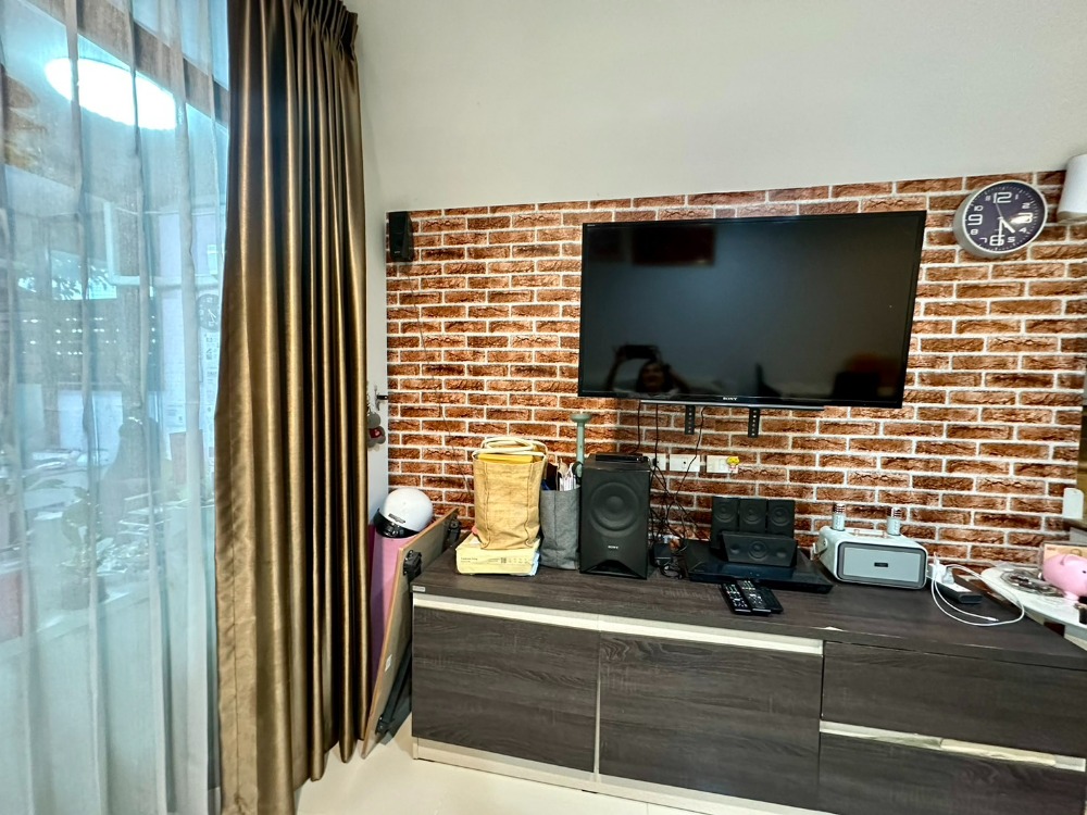 For SaleTownhomePattanakan, Srinakarin : Townhouse for sale, price lower than market price, free transfer, very beautiful, new location, Krungthep Kreetha, near Ramkhamhaeng, Rama 9