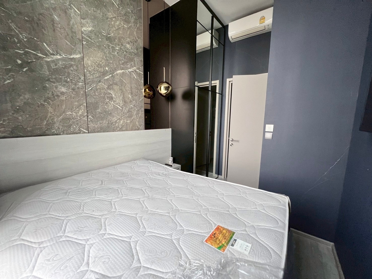 For RentCondoOnnut, Udomsuk : For rent 📍The Line Sukhumvit 101 📌Beautiful room, high ceiling, complete furniture and electrical appliances 🚆Near BTS Punnawithi 350 meters.