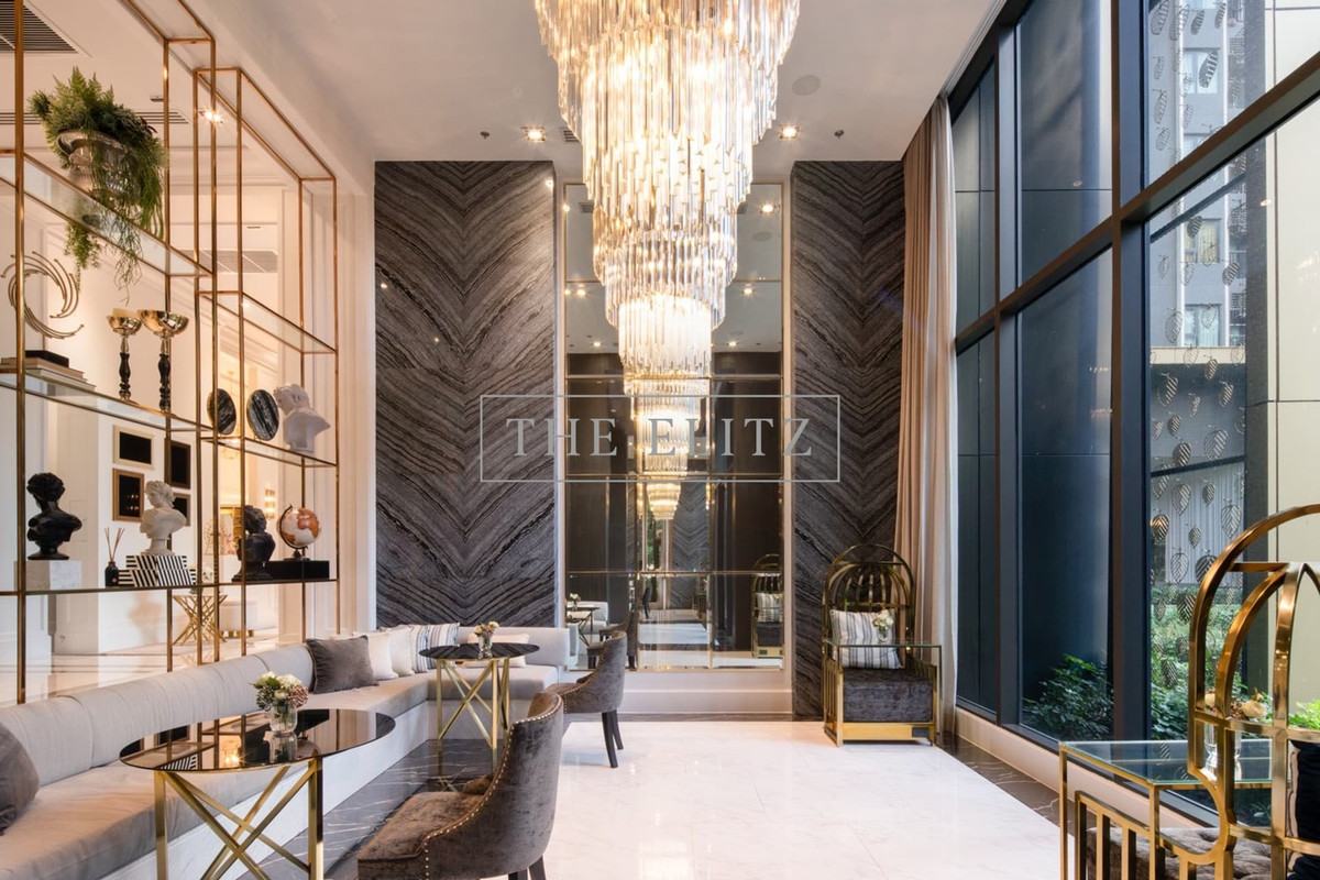 ให้เช่าคอนโดวิทยุ ชิดลม หลังสวน : ✨ ที่สุดของ Rooftop Facilities ในย่านเพลินจิต สระว่ายน้ำลอยฟ้าและ Sky Club ที่สวยที่สุดที่ Life One Wireless 🎉