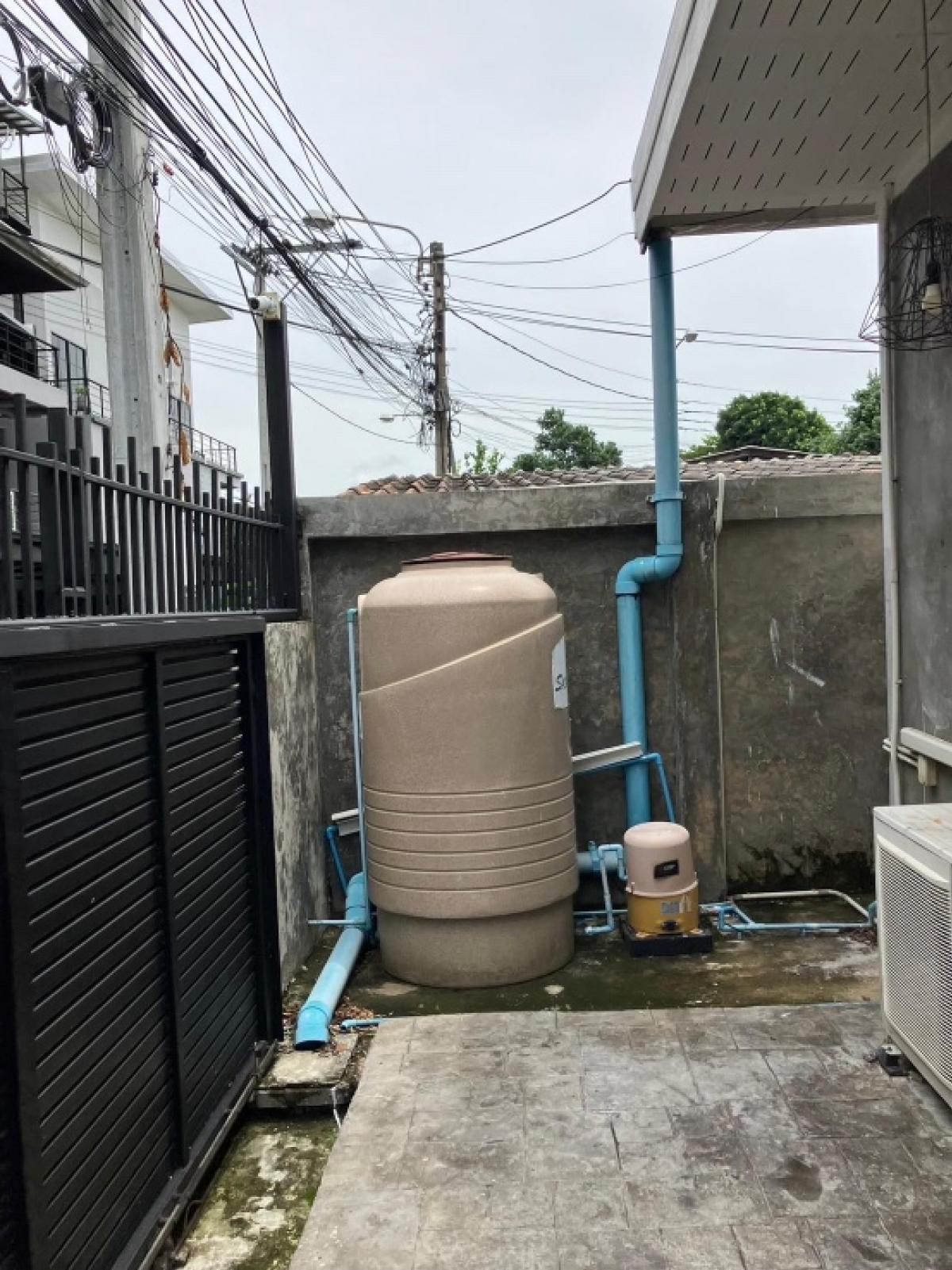 ขายที่ดินเลียบทางด่วนรามอินทรา : 🌟 ขายที่ดินสวย ขนาด 100 ตารางวา บนทำเลที่ดีที่สุดในซอยโยธินพัฒนา 1! 🌟