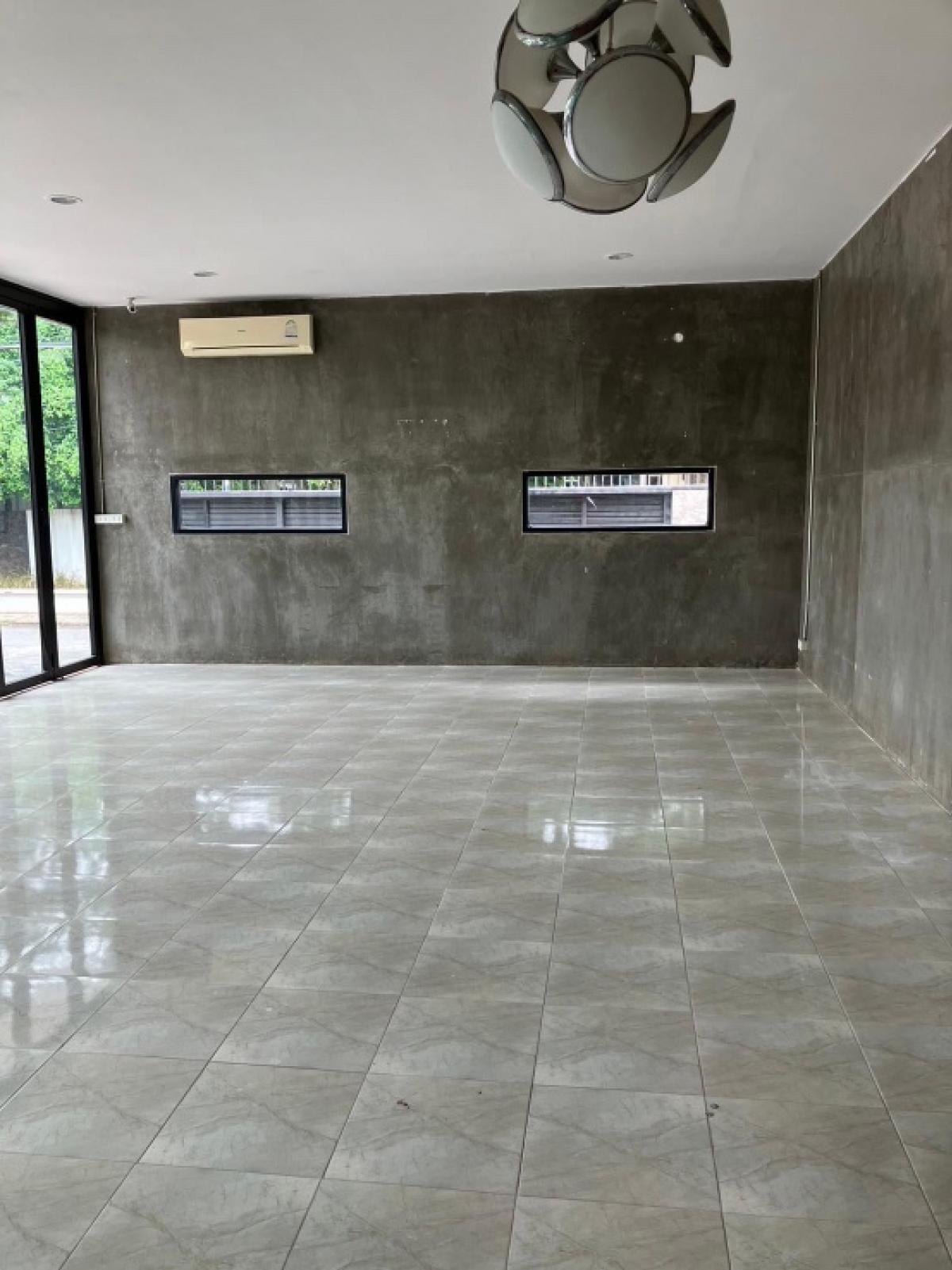 ขายที่ดินเลียบทางด่วนรามอินทรา : 🌟 ขายที่ดินสวย ขนาด 100 ตารางวา บนทำเลที่ดีที่สุดในซอยโยธินพัฒนา 1! 🌟