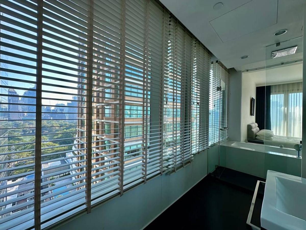 For RentCondoWitthayu, Chidlom, Langsuan, Ploenchit : • 𝐑𝐄𝐍𝐓 • 𝟏𝟖𝟓 𝐑𝐚𝐣𝐝𝐚𝐦𝐫𝐢 • 𝟒 𝐁𝐞𝐝 𝟓 𝐁𝐚𝐭𝐡 •  𝟑𝟎𝟎 𝐒𝐪𝐦. • 𝟐𝟔𝟎𝟎𝟎𝟎 •  𝐏𝐞𝐧𝐭𝐡𝐨𝐮𝐬𝐞 -𝐆𝐫𝐞𝐚𝐭 𝐕𝐢𝐞𝐰 𝐋𝐢𝐧𝐞 𝐈𝐃 : 𝐕𝐚𝐬𝐬𝐢𝐥𝐲