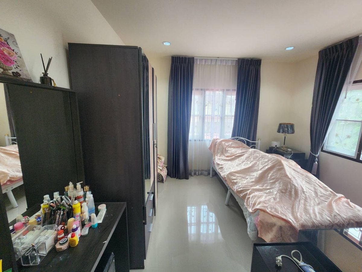 ให้เช่าบ้านนวมินทร์ รามอินทรา : ให้เช่าบ้านเดี่ยว เค.ซี.พาร์ควิลล์ 3 ใกล้ โรงเรียนนวมินทราชินูทิศ สตรีวิทยา 2 เพียง 10 นาที