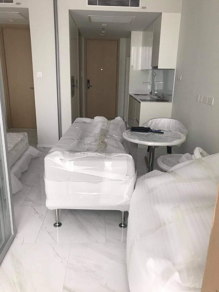 ขายคอนโดนานา : Sale condo Hyde sukhumvit 11 New room never stay (S03-1890)