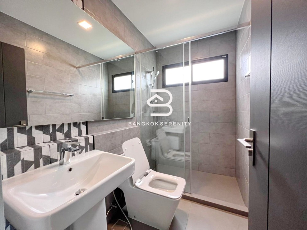 ให้เช่าบ้านบางนา แบริ่ง ลาซาล : ให้เช่าทาวน์โฮมที่ Vive บางนา กม.7