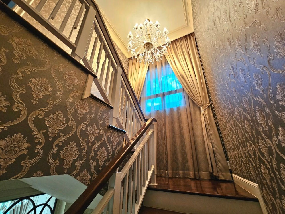 ขายบ้านแจ้งวัฒนะ เมืองทอง : ขาย บ้านเดี่ยว พร้อมอาคารออฟฟิศ ในหมู่บ้าน เศรษฐสิริ แจ้งวัฒนะ-ประชาชื่น 5 ห้องนอน Built-in ทั้งหลัง 118.7 ตร.ว. หน้าบ้านติดสวนส่วนกลาง ต.บ้านใหม่ อ.ปากเกร็ด จ.นนทบุรี