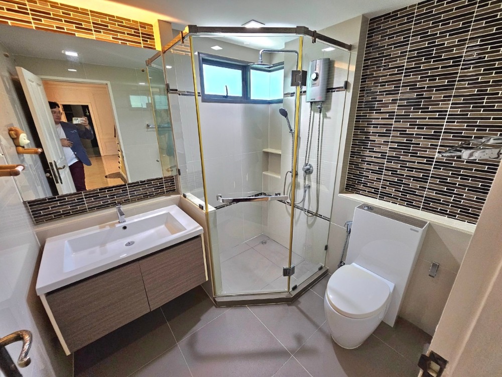 ขายบ้านแจ้งวัฒนะ เมืองทอง : ขาย บ้านเดี่ยว พร้อมอาคารออฟฟิศ ในหมู่บ้าน เศรษฐสิริ แจ้งวัฒนะ-ประชาชื่น 5 ห้องนอน Built-in ทั้งหลัง 118.7 ตร.ว. หน้าบ้านติดสวนส่วนกลาง ต.บ้านใหม่ อ.ปากเกร็ด จ.นนทบุรี