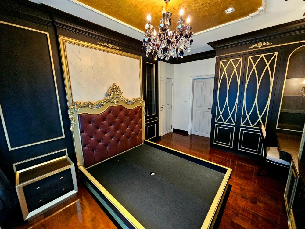 ขายบ้านแจ้งวัฒนะ เมืองทอง : ขาย บ้านเดี่ยว พร้อมอาคารออฟฟิศ ในหมู่บ้าน เศรษฐสิริ แจ้งวัฒนะ-ประชาชื่น 5 ห้องนอน Built-in ทั้งหลัง 118.7 ตร.ว. หน้าบ้านติดสวนส่วนกลาง ต.บ้านใหม่ อ.ปากเกร็ด จ.นนทบุรี