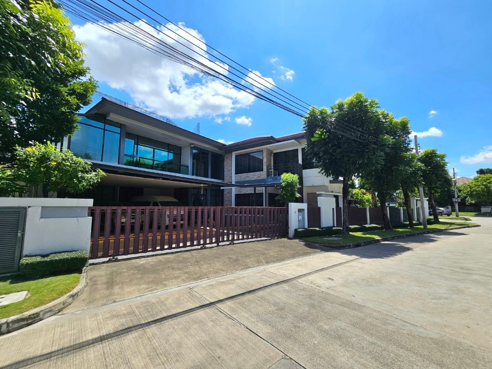 ขายบ้านแจ้งวัฒนะ เมืองทอง : ขาย บ้านเดี่ยว พร้อมอาคารออฟฟิศ ในหมู่บ้าน เศรษฐสิริ แจ้งวัฒนะ-ประชาชื่น 5 ห้องนอน Built-in ทั้งหลัง 118.7 ตร.ว. หน้าบ้านติดสวนส่วนกลาง ต.บ้านใหม่ อ.ปากเกร็ด จ.นนทบุรี