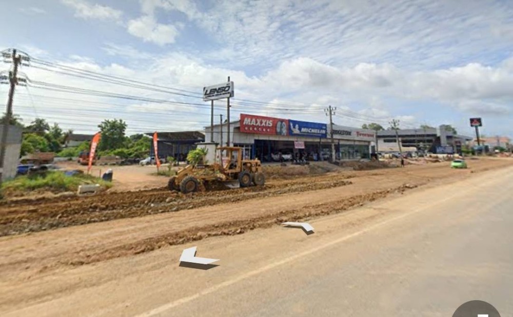 ขายที่ดินพัทลุง : ขาย ที่ดิน 4 ไร่ 41 ตารางวา  ติดถนนเพชรเกษม ต.ท่ามิหรำ อ.เมือง จ.พัทลุง ทางเข้ากว้าง 30.5 เมตร