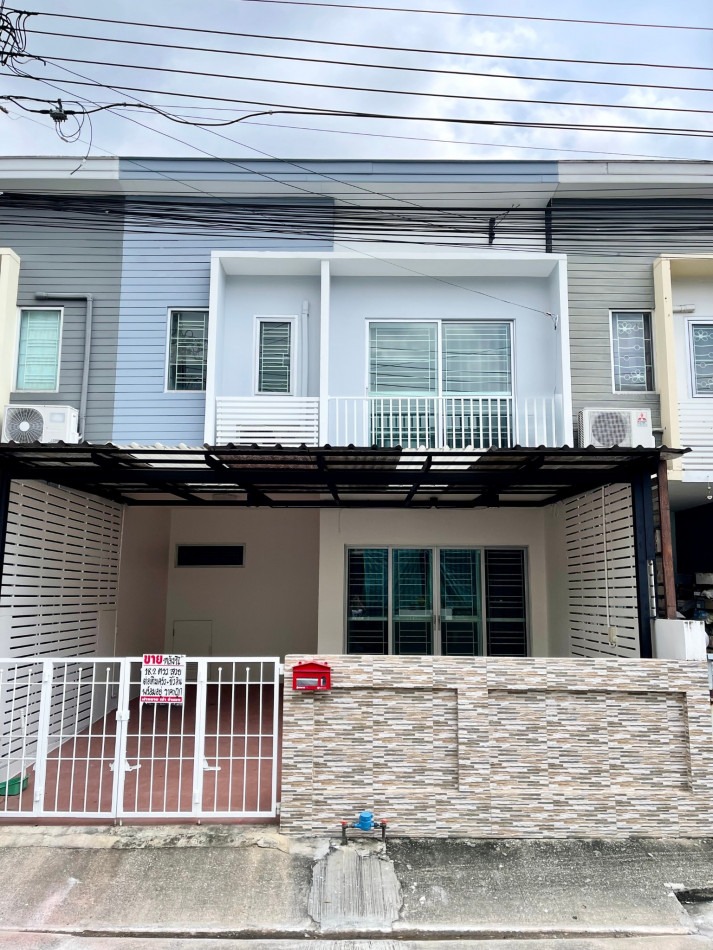 For SaleTownhomeChaengwatana, Muangthong : Townhome for sale, The Connect Chaeng Watthana 1, beautiful, new condition, ready!