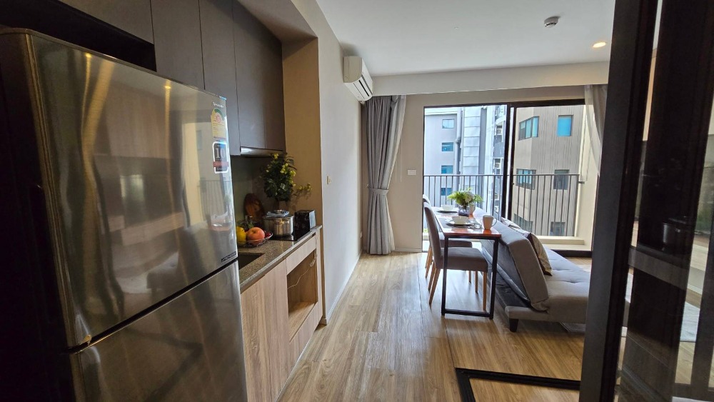 ขายคอนโดสาทร นราธิวาส : 📢ด่วน! ขายคอนโดรีเซล 1 ห้องนอน โครงการ Blossom สาทร ใจกลางเมือง เริ่มต้นเพียง 3.03 ล้านบาท!