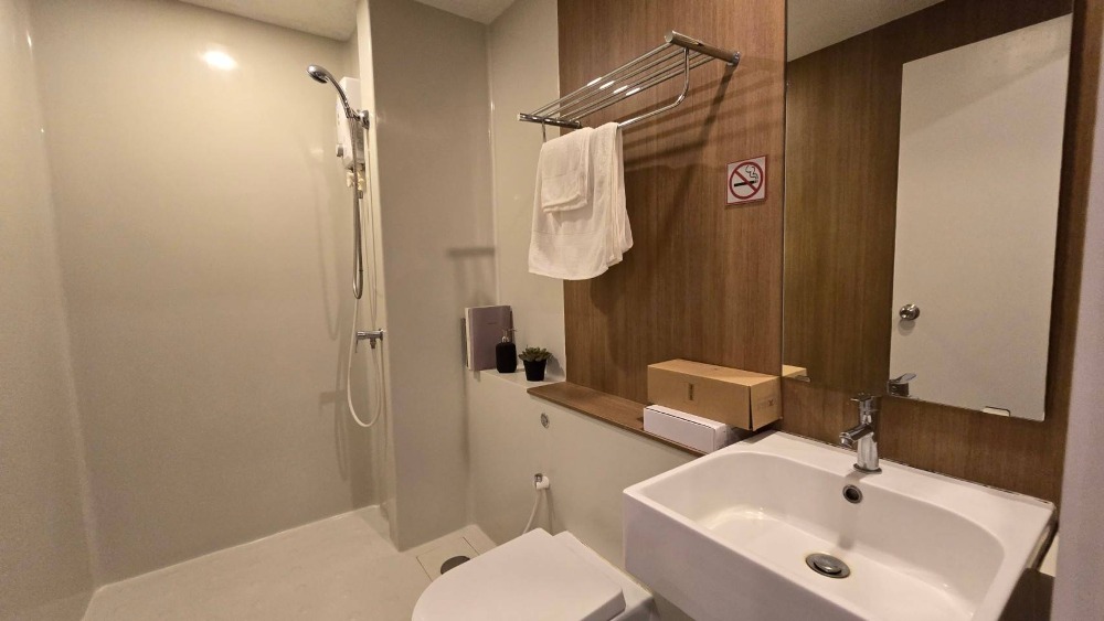 ขายคอนโดสาทร นราธิวาส : 📢ด่วน! ขายคอนโดรีเซล 1 ห้องนอน โครงการ Blossom สาทร ใจกลางเมือง เริ่มต้นเพียง 3.03 ล้านบาท!