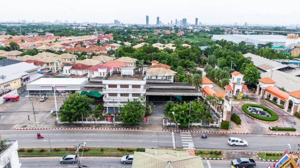 For SaleLandNonthaburi, Bang Yai, Bangbuathong : Land for sale with office building, located on Bang Kruai - Sai Noi Road, Bang Bua Thong District, Nonthaburi Province (Owner selling)