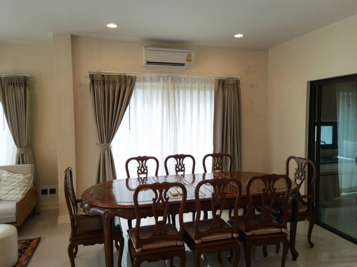 For RentHousePattanakan, Srinakarin : 📢👇 Living in good compound and good security at Setthasiri Krungthep Kreetha 1, near Brighton College International School, Wellington College International School Setthasiri Krungthep Kreetha