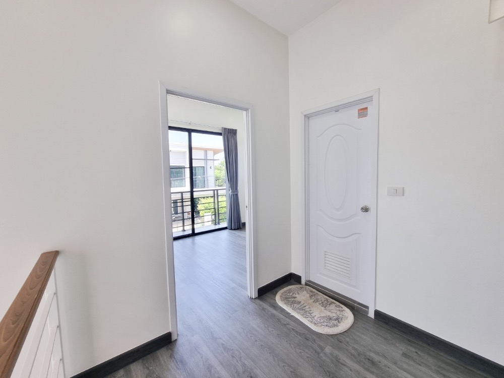 For SaleHouseLadkrabang, Suwannaphum Airport : K-5941 Urgent sale! Twin house, Pruksa WE/2 On Nut Rama 9, corner house, near Airport Link