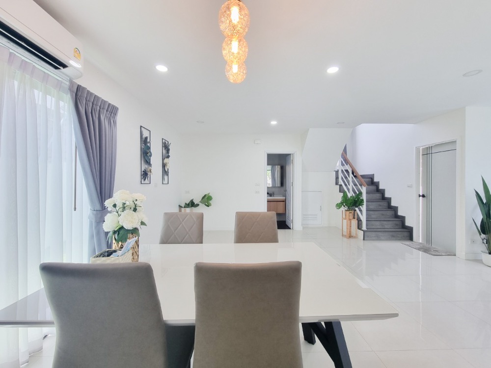 For SaleHouseLadkrabang, Suwannaphum Airport : K-5941 Urgent sale! Twin house, Pruksa WE/2 On Nut Rama 9, corner house, near Airport Link