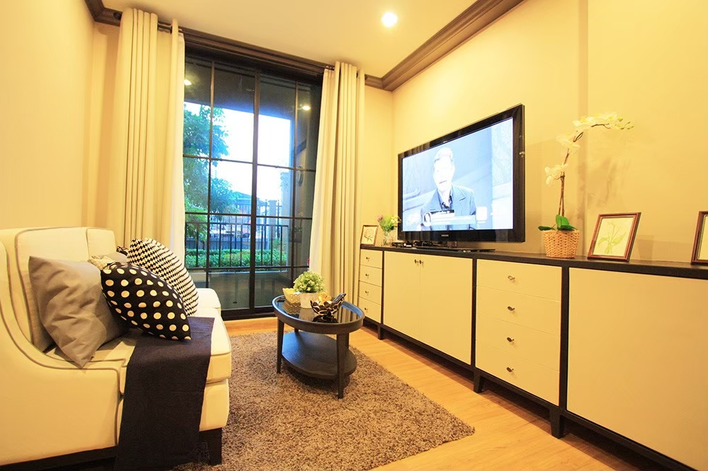 For RentCondoSiam Paragon ,Chulalongkorn,Samyan : Built-in furnished room, very beautifully decorated, 1 bedroom, 1 bathroom for rent, The Reserve Kasemsan 3