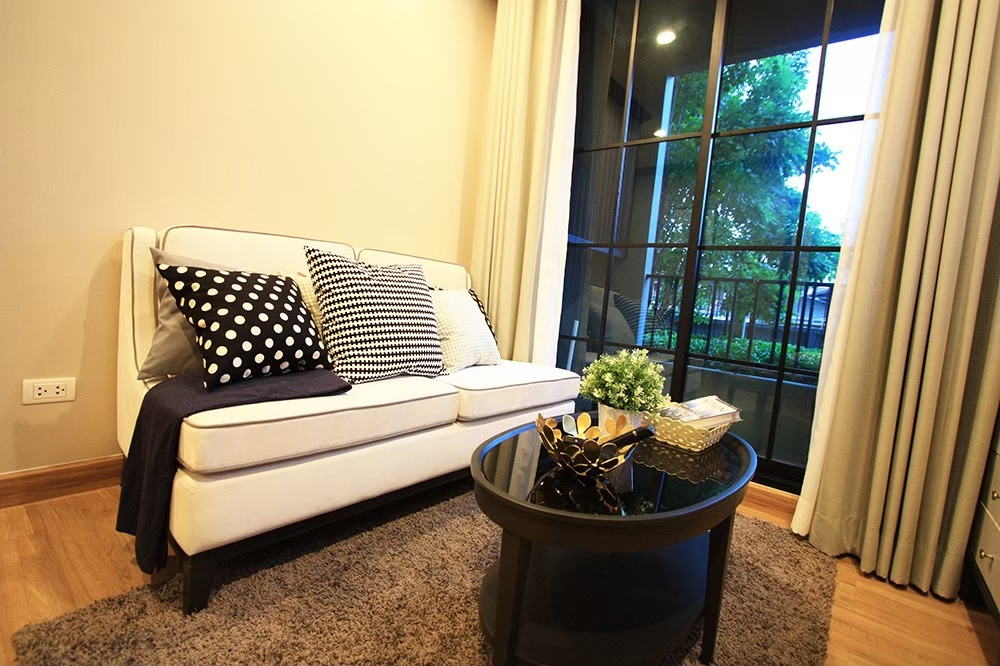 For RentCondoSiam Paragon ,Chulalongkorn,Samyan : Built-in furnished room, very beautifully decorated, 1 bedroom, 1 bathroom for rent, The Reserve Kasemsan 3